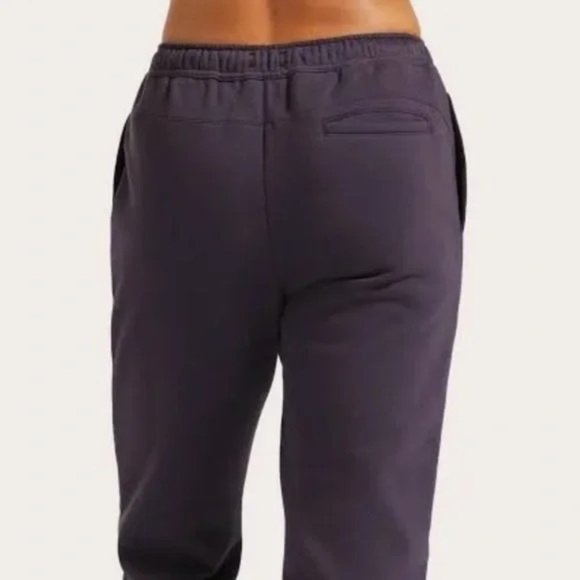 Peloton Apparel Chic Jogger Sweatpants, H0121 Purple, NWT, Sz M - Picture 3 of 10